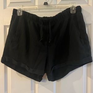 🆓📦 Victoria’s Secret PINK Boyfriend Relaxed Fit Sweat Shorts